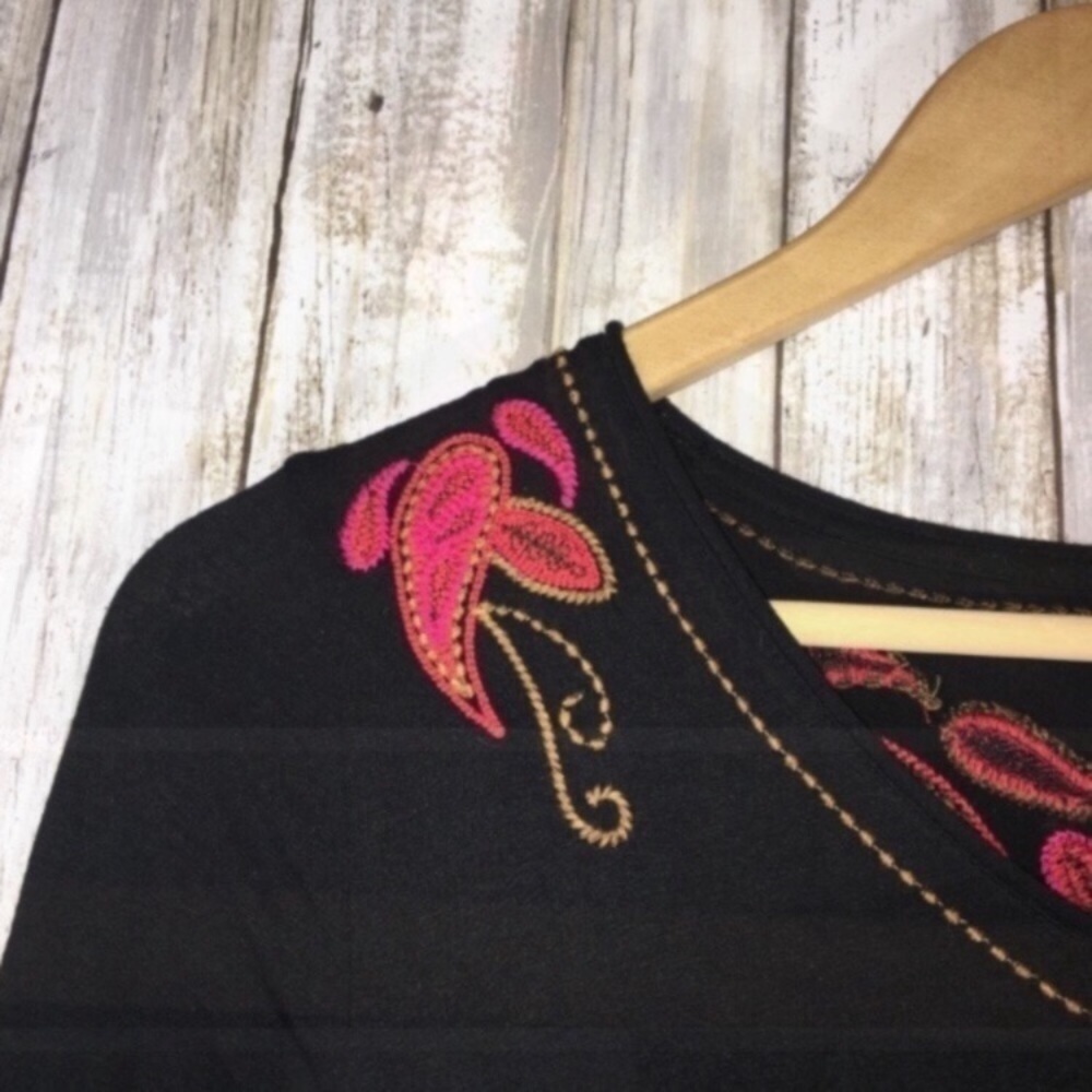 J. Jill Black Embroidered Paisley 3/4 Sleeve Blouse - Picture 4 of 6